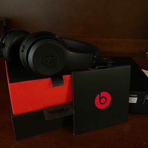 BEATS SOLO 3 WIRELESS SPECIAL EDITION BLACK